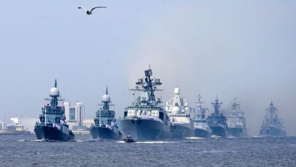 Rusiyanın Hərbi Donaması - Sputnik Азербайджан