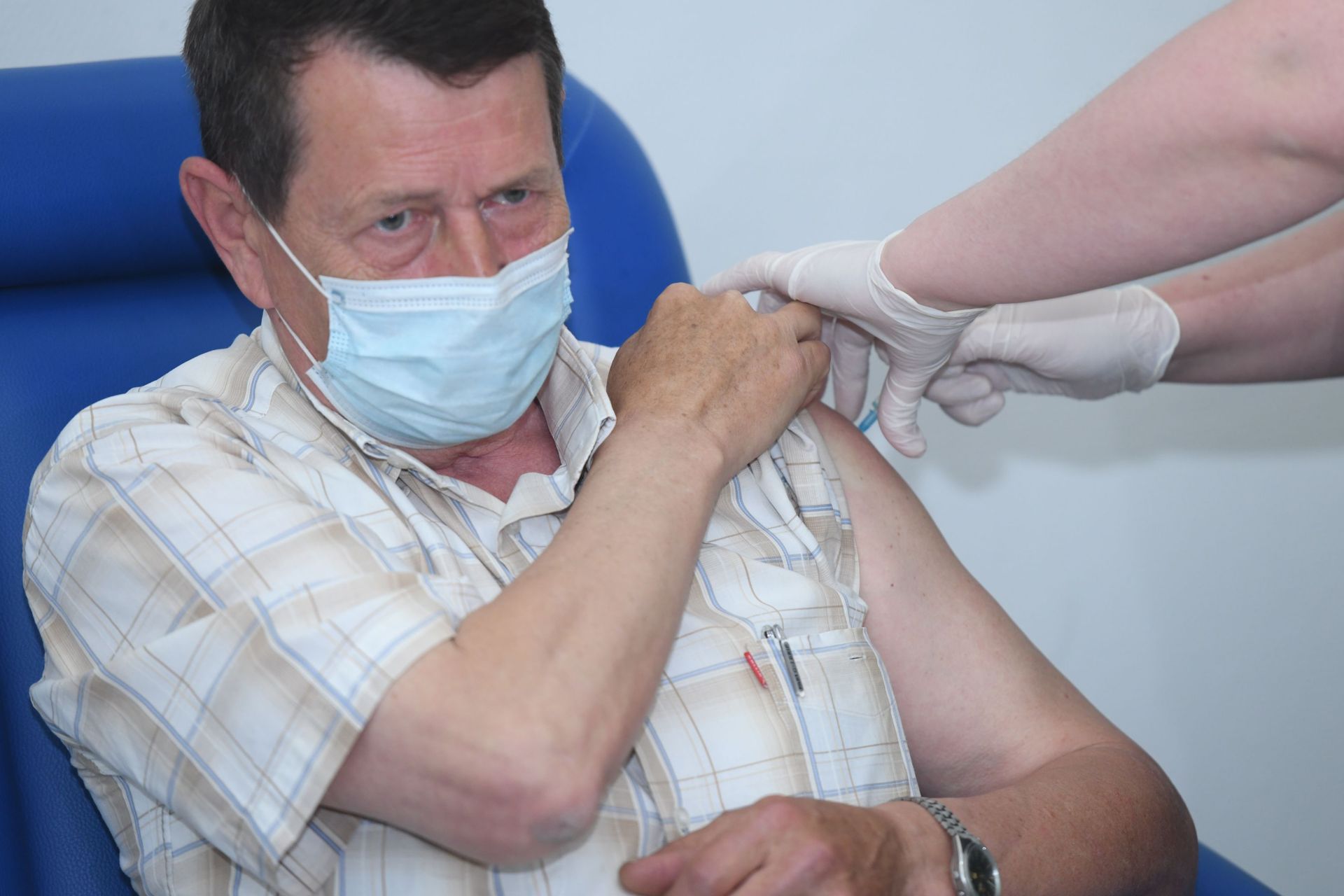 Как началась вакцинация Спутник V: многие месяцы ждали именно эту вакцину - Sputnik Азербайджан, 1920, 19.05.2021