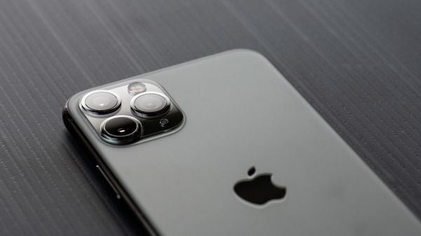Новый смартфон Apple iPhone 11 Pro - Sputnik Азербайджан