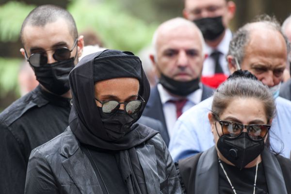 Xalq rəssamı Tahir Salahovun dəfn mərasimi - Sputnik Азербайджан