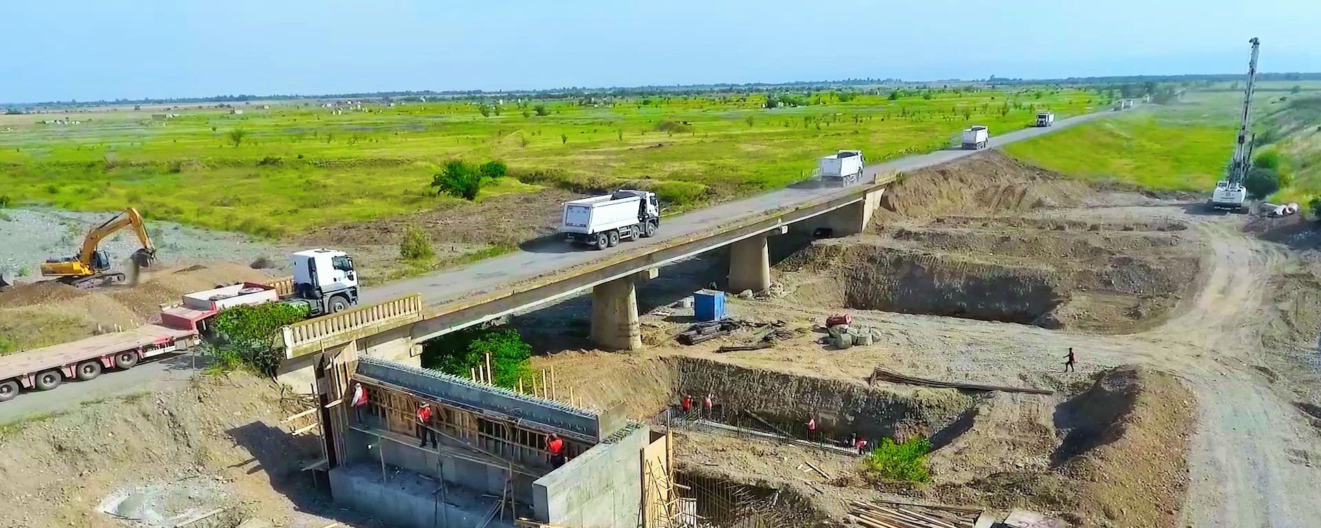 Строительство автомобильной дороги из Барды в освобожденный от оккупации Агдам - Sputnik Азербайджан, 1920, 26.05.2021