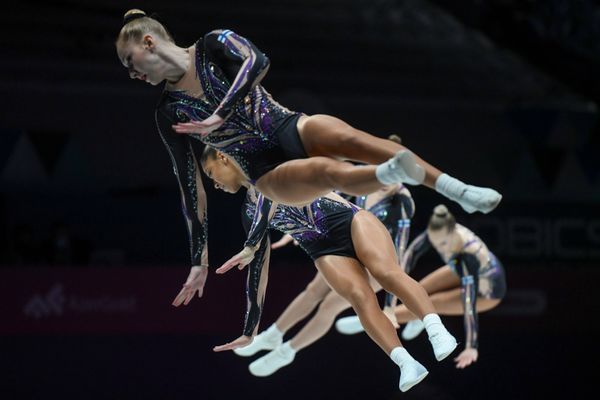 Выступление команды Финляндии по спортивной аэробике на 16-м чемпионате мира в Баку - Sputnik Азербайджан