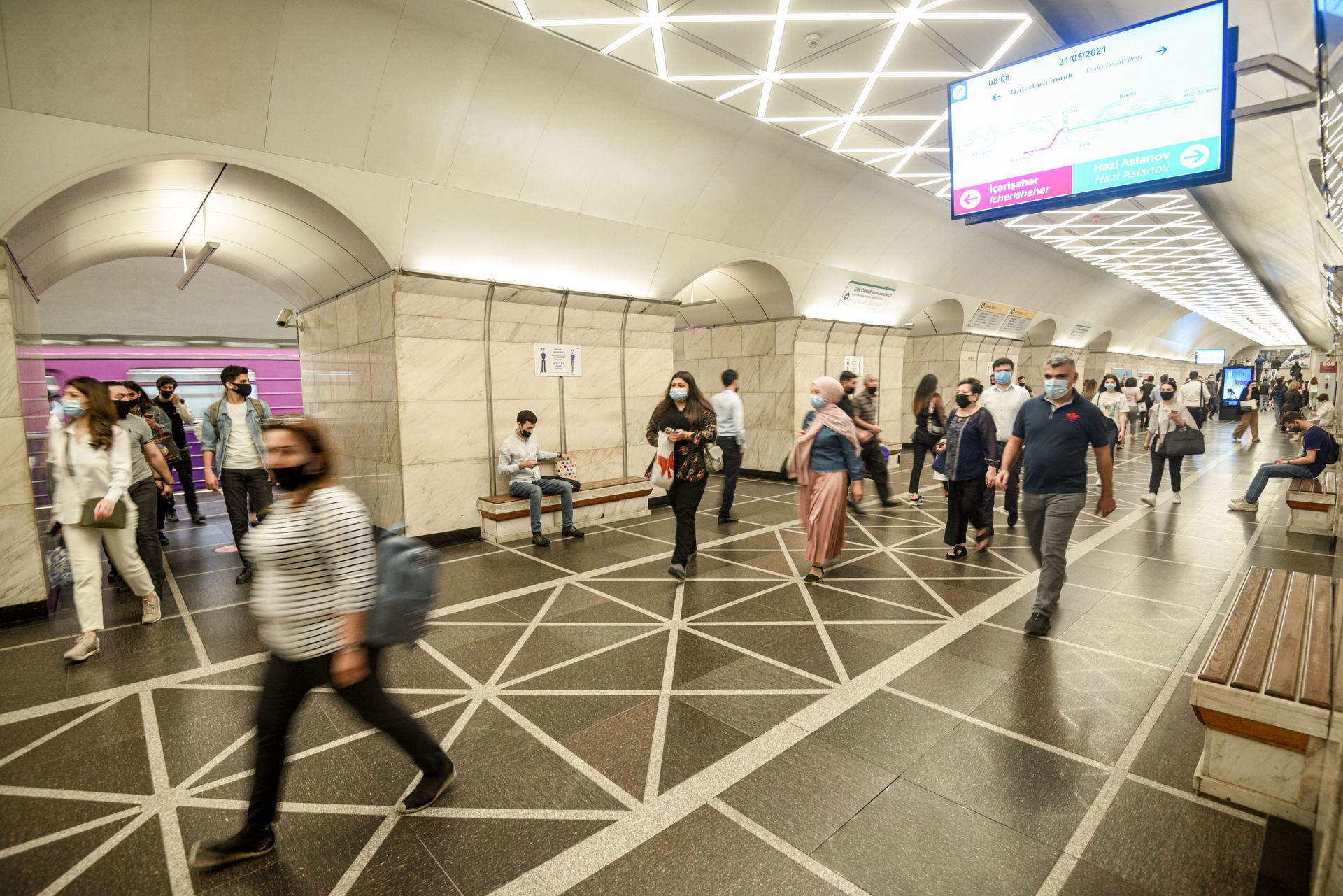 Bakıda metro faliyyətini bərpa edib, 31 may 2021-ci il - Sputnik Азербайджан, 1920, 26.05.2023