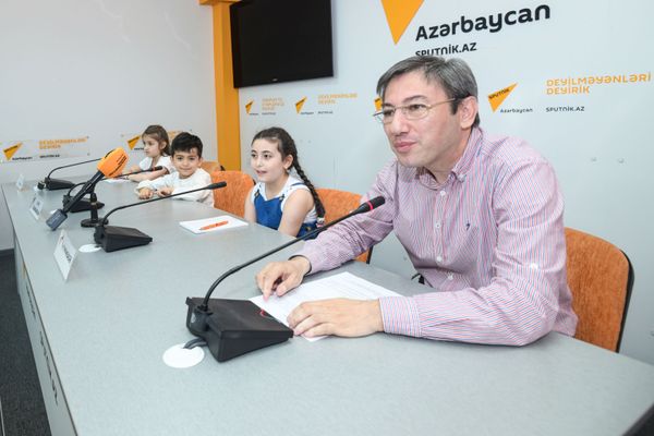Uşaqların Beynəlxalq Müdafiəsi Günü münasibəti ilə Sputnik Azərbaycan redaksiyasında tədbir - Sputnik Азербайджан