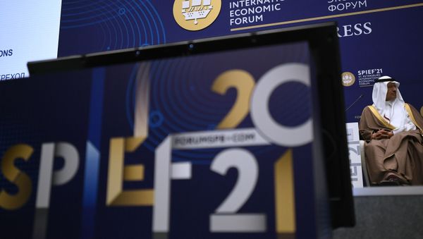 ПМЭФ-2021. Сессии. День второй - Sputnik Азербайджан