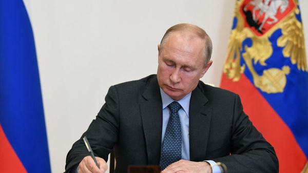 Президент РФ В. Путин  - Sputnik Азербайджан