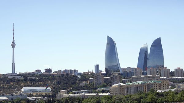 Вид на Flame Towers (Пламенные башни) в Баку, фото из архива - Sputnik Азербайджан