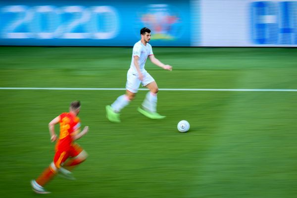 Матч первого тура группового этапа чемпионата Европы по футболу 2020 между сборными Уэльса и Швейцарии на Бакинском олимпийском стадионе - Sputnik Азербайджан