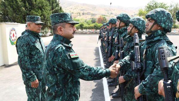 Qubadlıda Dövlət Sərhəd Xidmətinin yeni hərbi hissə kompleksinin istifadəyə verilmə mərasimi - Sputnik Азербайджан