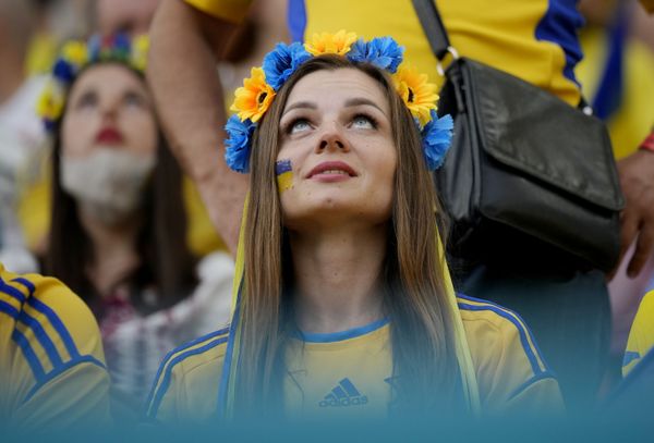 Болельщица на ЧЕ-2020 - Sputnik Азербайджан