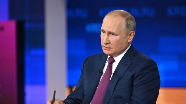 Rusiya prezidenti Vladimir Putin, 30 iyun 2021-ci il - Sputnik Азербайджан
