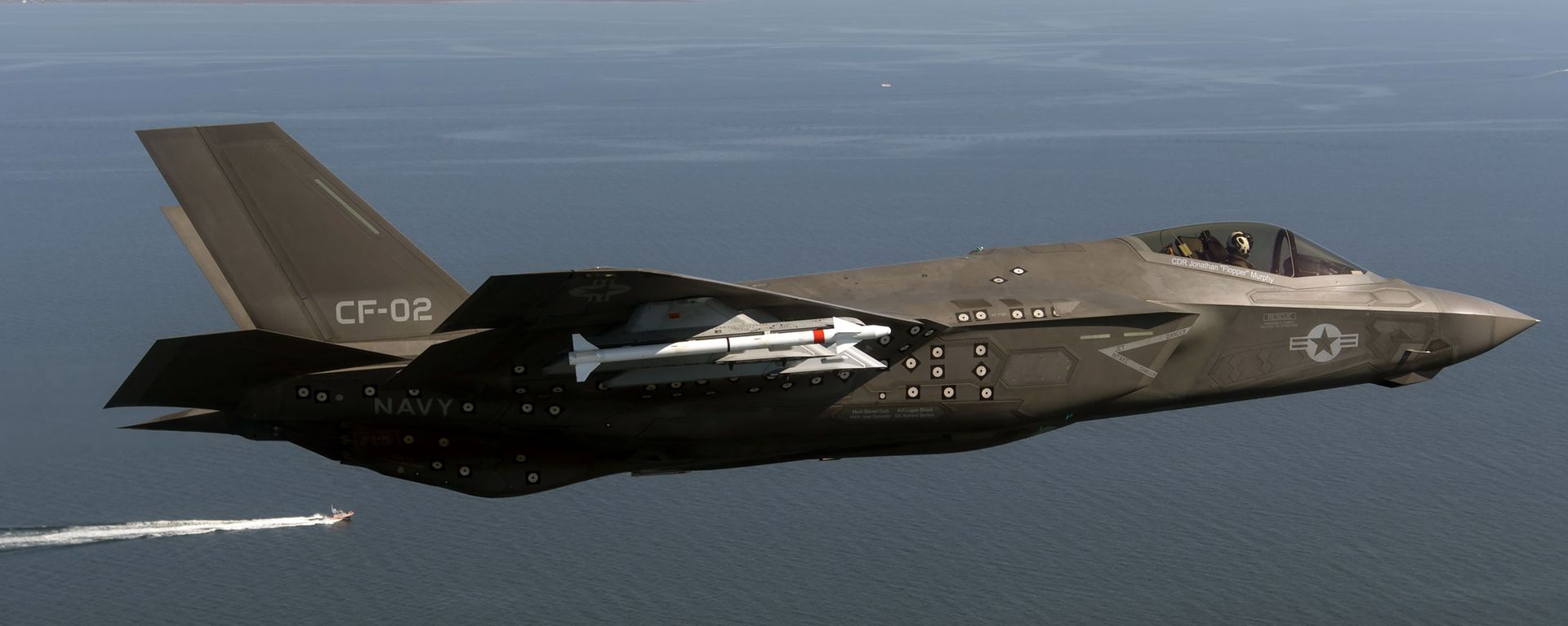 Истребитель пятого поколения F-35 Lightning II  - Sputnik Азербайджан, 1920, 02.07.2021