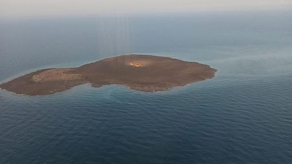 Xəzərdə yanğının baş verdiyi ərazi - Sputnik Азербайджан