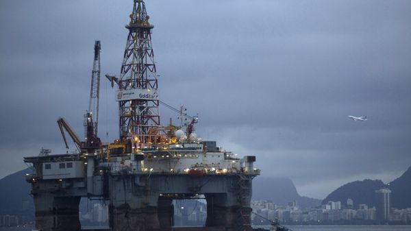 Нефтяная платформа, фото из архива - Sputnik Азербайджан