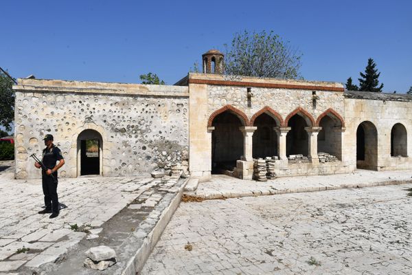 Ağdamda İmarət kompleksinə aid Pənahəli Xanın dağılmış sarayı - Sputnik Азербайджан