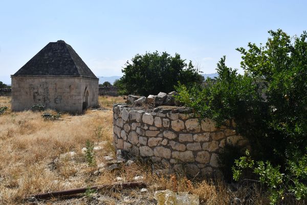 Ağdamda İmarət kompleksinə aid Pənahəli Xanın dağılmış sarayı - Sputnik Азербайджан