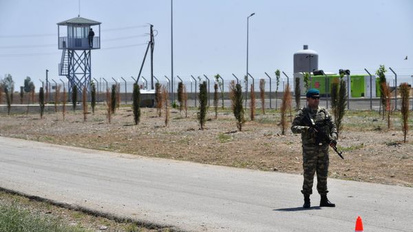 Азербайджанский военнослужащий, фото из архива - Sputnik Азербайджан