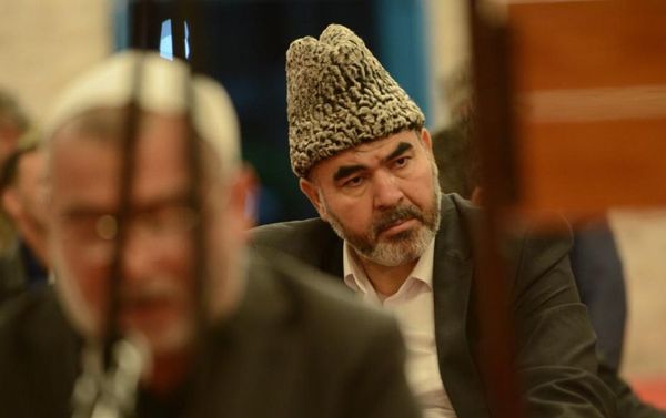 Религиозные деятели совершили намаз в мечети Юхары Говхар Ага в Шуше - Sputnik Азербайджан