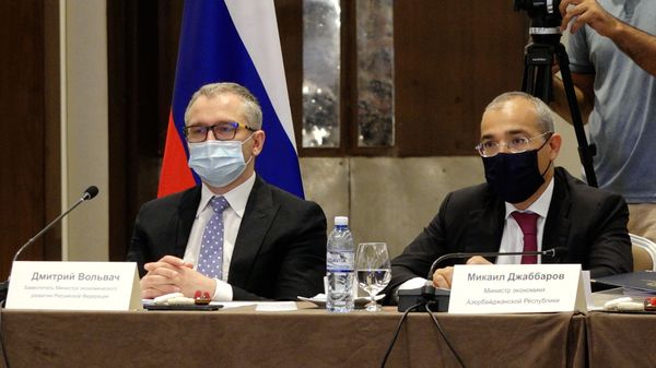 Рост взаимной торговли и инструменты взаимодействия: итоги визита деловой миссии РФ - Sputnik Азербайджан