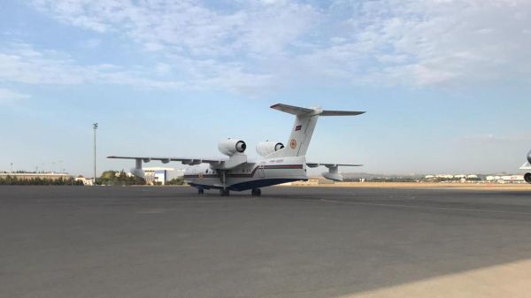 BE-200ÇS tipli amfibiya təyyarəsi BE-200ÇS tipli amfibiya təyyarəsi - Sputnik Азербайджан