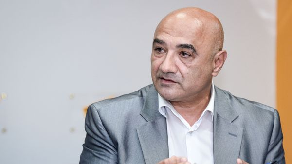 Политолог Тофик Аббасов - Sputnik Азербайджан