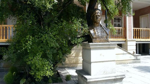 Дом-музей Ази Асланова хранит истории об отважных сыновьях Азербайджана - Sputnik Азербайджан