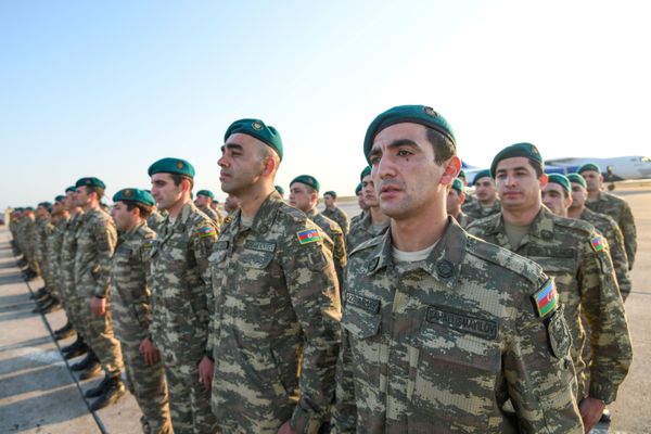 Азербайджанские миротворцы, выполнявшие свои служебные обязанности в Афганистане, были выведены из этой страны и вернулись на родину. - Sputnik Азербайджан