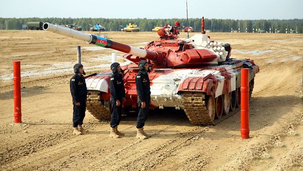 Tankçılarımız “Tank biatlonu” müsabiqəsində finala yüksəlib - Sputnik Азербайджан