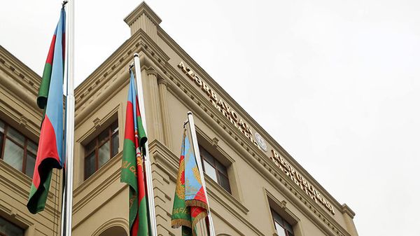 Azərbaycan Respublikası Müdafiə Nazirliyinin binası - Sputnik Азербайджан