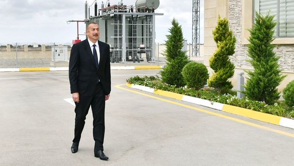 Президент Ильхам Алиев принял участие в открытии подстанции Бузовна-1 в Хазарском районе Баку - Sputnik Азербайджан