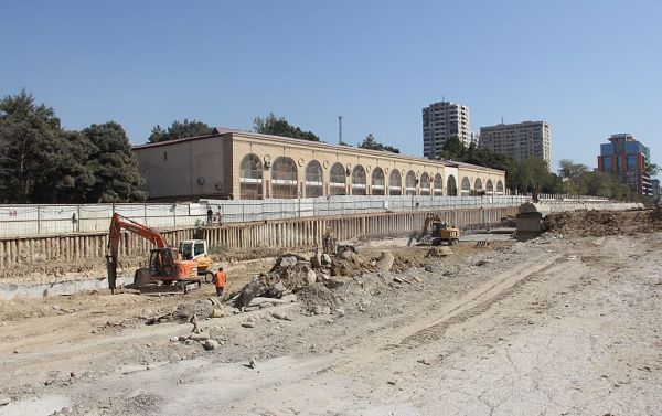 Yeni metro stansiyasının tikintisi - Sputnik Азербайджан