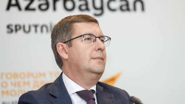 Торговый представитель России в Азербайджане Руслан Мирсаяпов - Sputnik Азербайджан