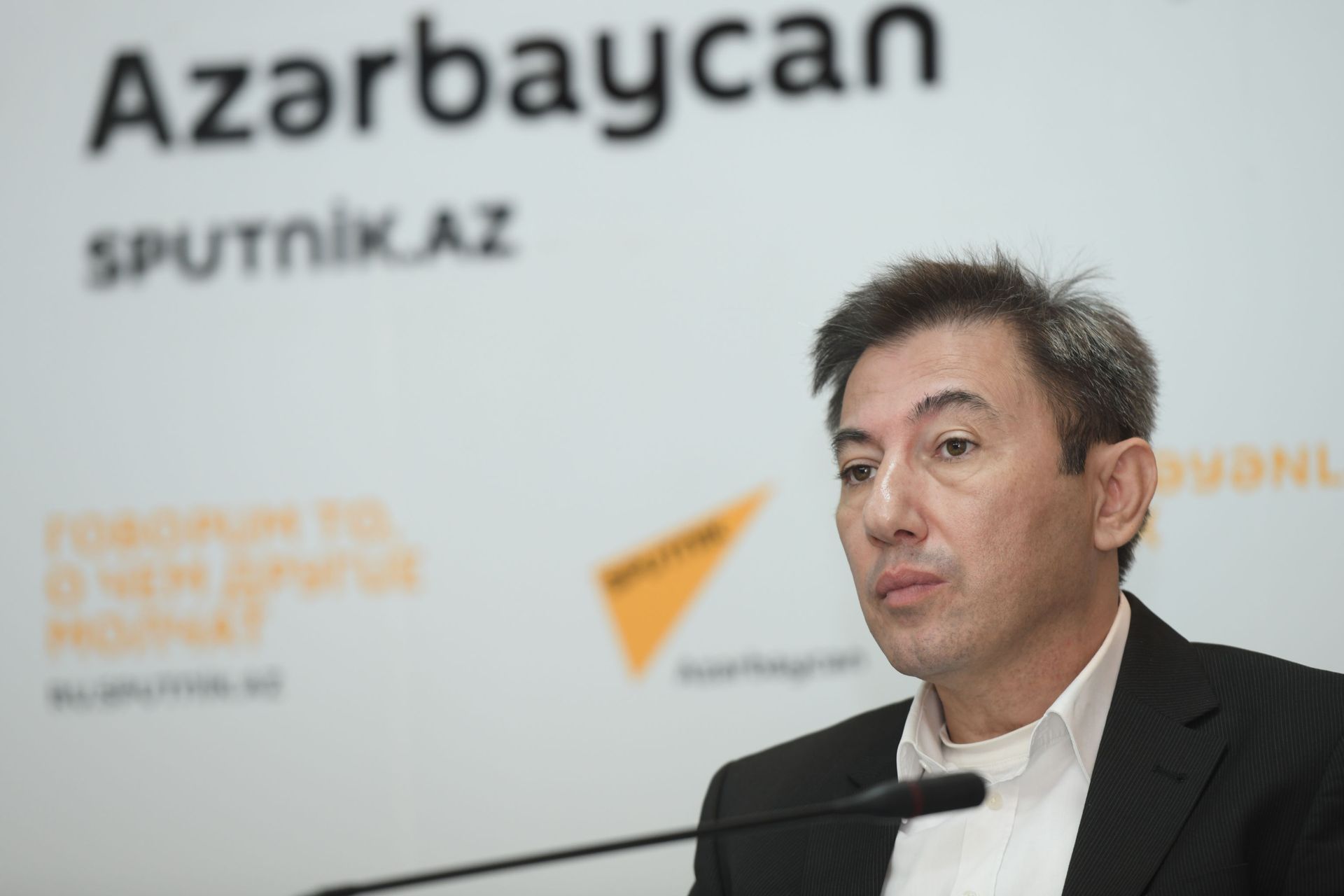 Политолог Ильгар Велизаде - Sputnik Азербайджан, 1920, 31.03.2025