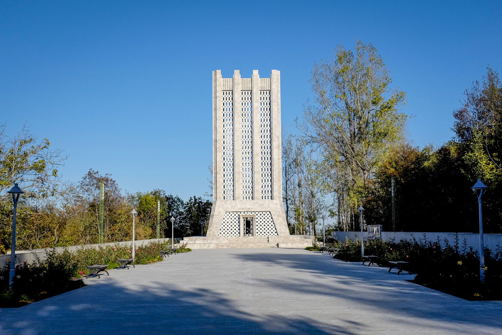 Şuşada Molla Pənah Vaqifin muzey-məqbərə kompleksi  - Sputnik Азербайджан, 1920, 01.10.2021