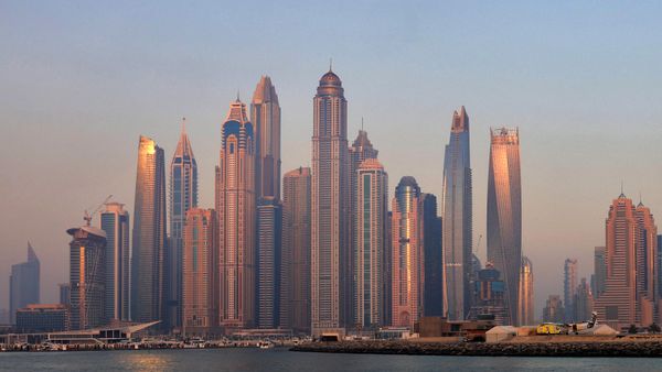 Небоскребы в районе Dubai Marina в Дубае, фото из архива - Sputnik Азербайджан