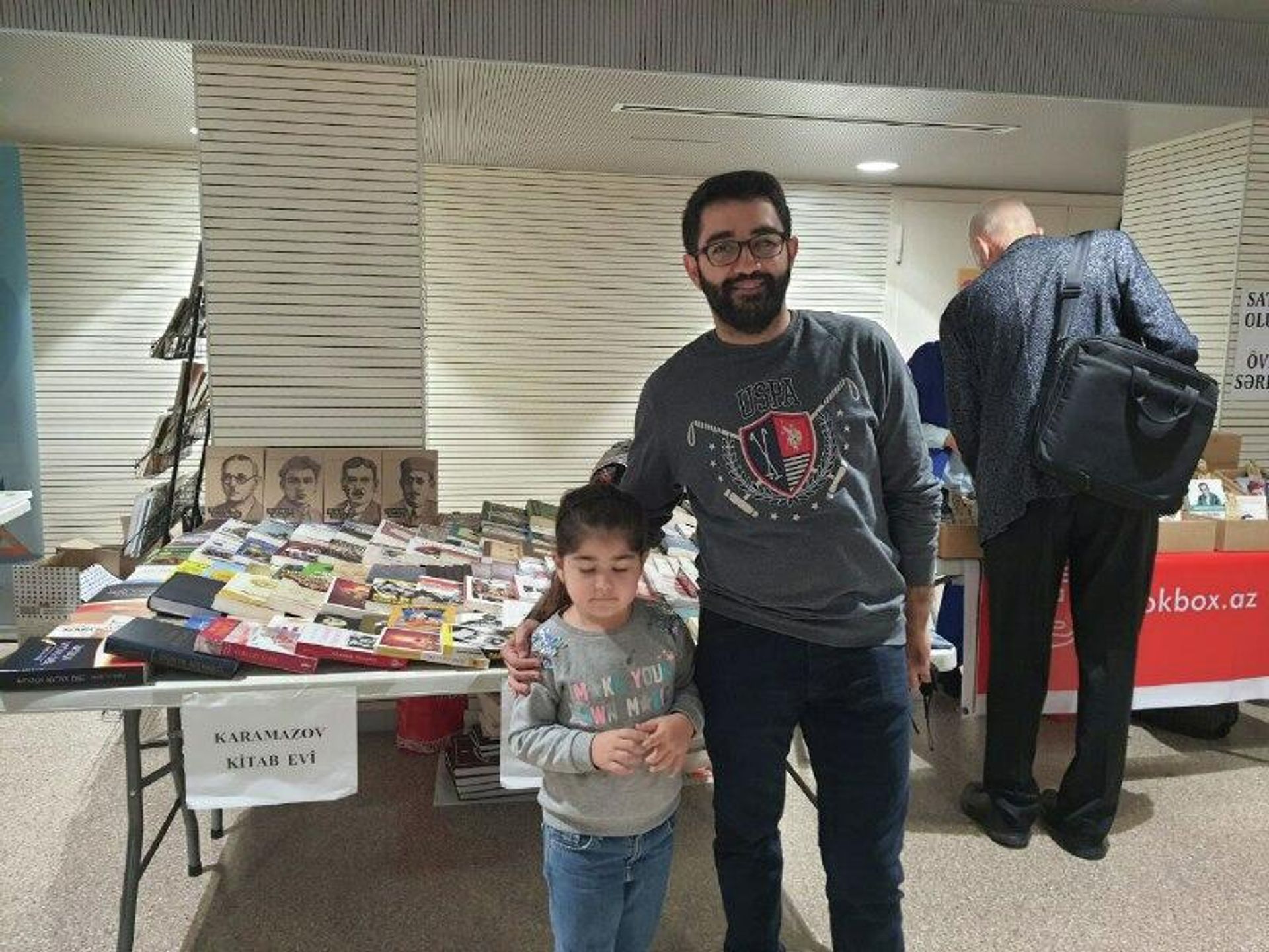 Ниджат Теймурханов представитель Дома книги Карамазова - Sputnik Азербайджан, 1920, 01.10.2021