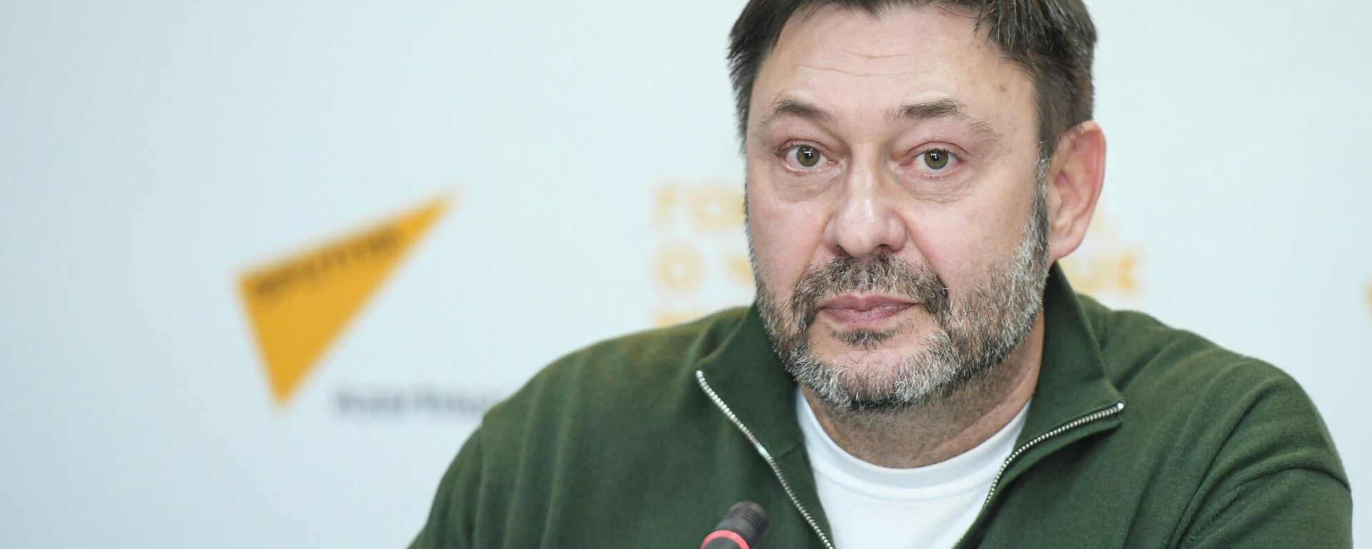 Исполнительный директор медиагруппы Россия сегодня Кирилл Вышинский  - Sputnik Азербайджан, 1920, 06.10.2021