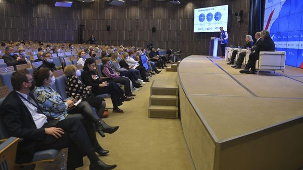 Как продвинуть видео в соцсетях: SputnikPro поделился секретами с соотечественниками за рубежом - Sputnik Азербайджан