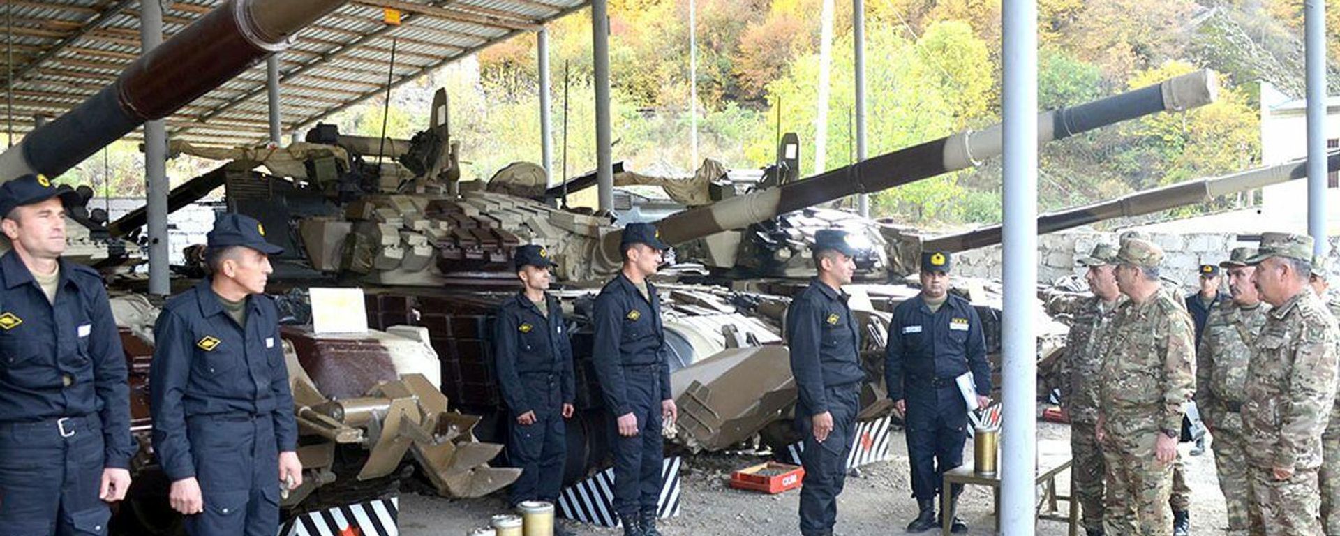 В Кяльбаджарском и Лачинском районах проверена готовность воинских частей к зиме - Sputnik Азербайджан, 1920, 21.10.2021