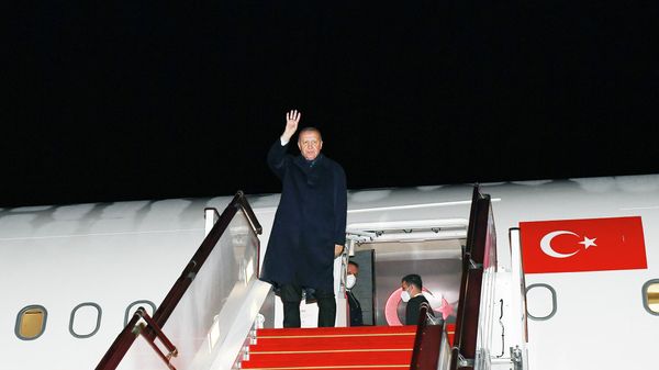 Türkiyə Prezidenti Rəcəb Tayyib Ərdoğanın Azərbaycana rəsmi səfəri başa çatıb - Sputnik Азербайджан