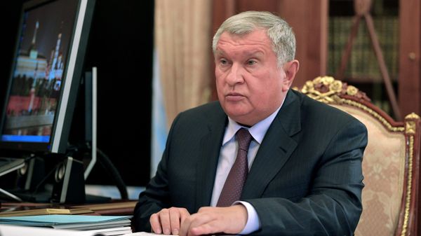 Главный исполнительный директор, председатель правления, заместитель председателя совета директоров компании Роснефть Игорь Сечин - Sputnik Азербайджан