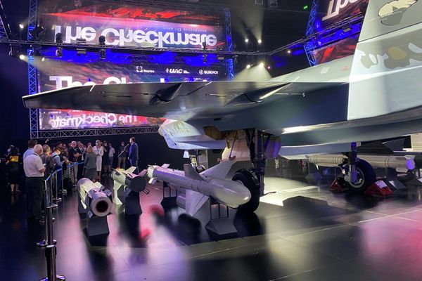 Презентация самолета Checkmate в Дубае направлена на возрождение проекта по совместной с ОАЭ разработке легкого истребителя пятого поколения. - Sputnik Азербайджан