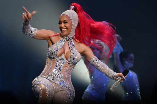 Saweetie во время церемонии MTV Europe Music Awards на спортивной арене Laszlo Papp Budapest Sports Arena, Венгрия. - Sputnik Азербайджан