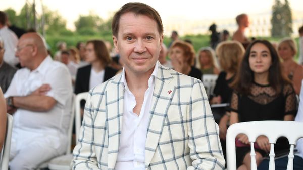 Художественный руководитель Театра Наций, актер Евгений Миронов - Sputnik Азербайджан