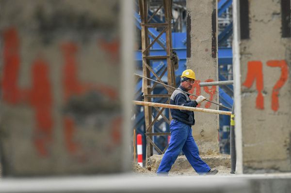 Кроме того, ожидается, что в 2022 году после модернизации на НПЗ начнется производство дизеля. - Sputnik Азербайджан