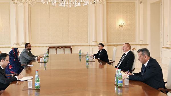 Президент Азербайджана Ильхам Алиев принял министра оборонного производства Пакистана, сопредседателя Азербайджано-пакистанской совместной комиссии Зубайду Джалал - Sputnik Азербайджан