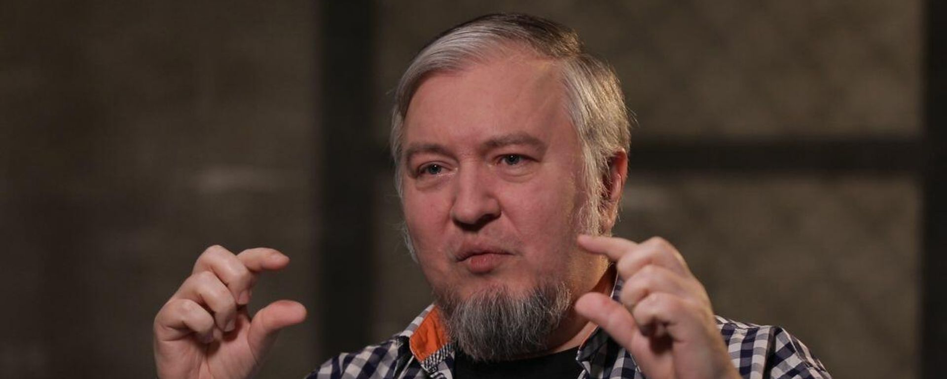 Штамм омикрон вытеснит дельту? - отвечает врач - Sputnik Азербайджан, 1920, 01.12.2021