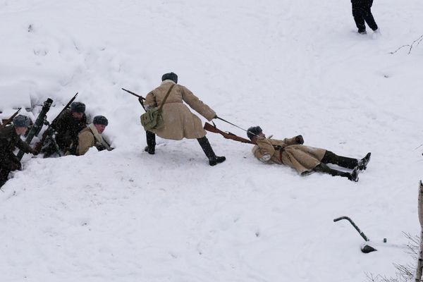 Контрнаступление советских войск под Москвой стало вторым этапом Московской битвы в ходе Великой Отечественной войны 1941-1945 годов. Ему предшествовали тяжелые оборонительные бои. - Sputnik Азербайджан