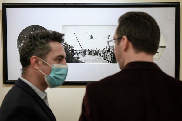 Над фильмом работали фотограф и историк Рустам Гусейнов, куратор Кенуль Рафиева, композитор Араз Озара. - Sputnik Азербайджан