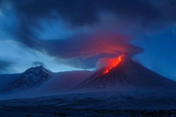 Снимок Dragon’s Lair российского фотографа Denis Budkov, победивший в категории LANDSCAPE конкурса Nature Photographer of the Year 2021. - Sputnik Азербайджан
